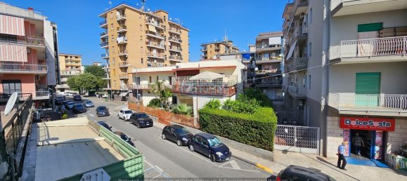 4 Schlafzimmer Villa in Pomigliano d'Arco, Italy, Nr. 326318 26