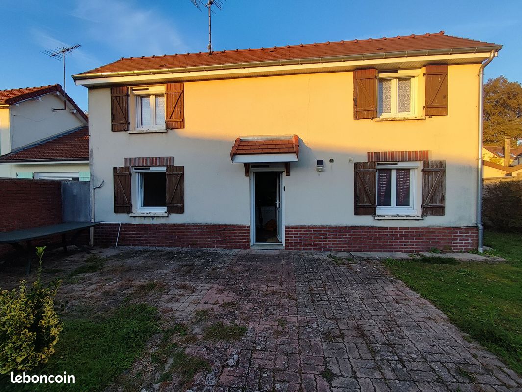 2 chambres Maison à Saint-Parres-aux-Tertres, France No. 159263