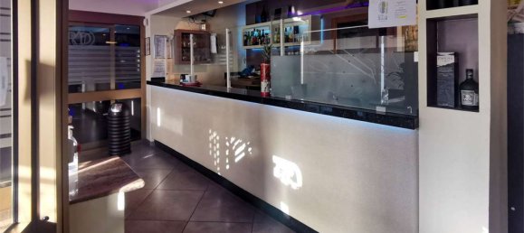 بناية في Novara, Italy 883متر مربع رقم 102878 2