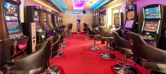 بناية في Novara, Italy 883متر مربع رقم 102878 7