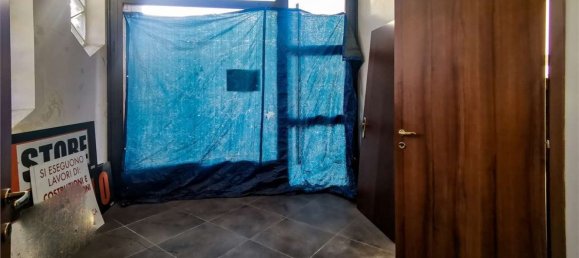 بناية في Novara, Italy 883متر مربع رقم 102878 21