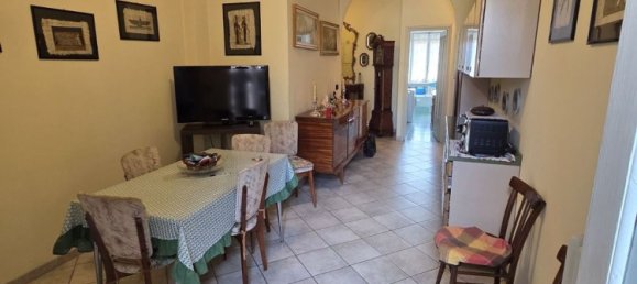 3 Schlafzimmer Wohnung in Turin, Italy, Nr. 350018 14