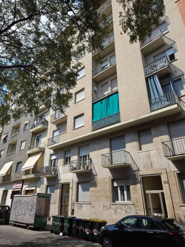 3 Schlafzimmer Wohnung in Turin, Italy, Nr. 350018