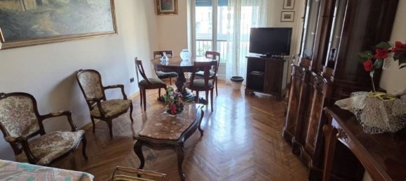 3 Schlafzimmer Wohnung in Turin, Italy, Nr. 350018 19