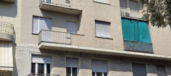 3 Schlafzimmer Wohnung in Turin, Italy, Nr. 350018 3