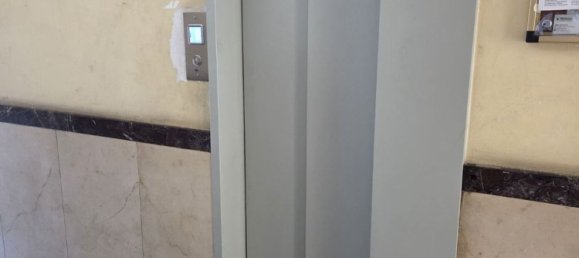 3 Schlafzimmer Wohnung in Turin, Italy, Nr. 350018 7