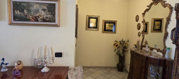 3 Schlafzimmer Wohnung in Turin, Italy, Nr. 350018 12