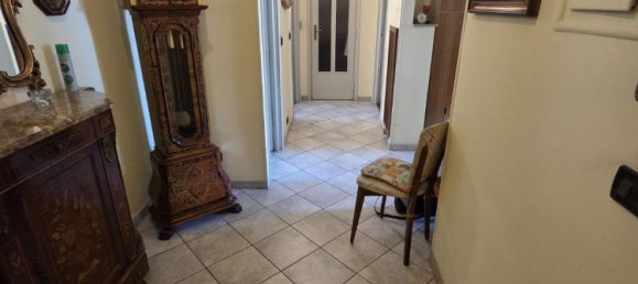 3 Schlafzimmer Wohnung in Turin, Italy, Nr. 350018 11