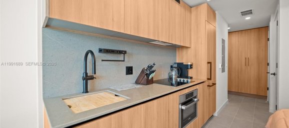 عقار تجاري في Miami, الولايات المتحدة 41.16متر مربع رقم 614820 3