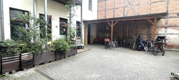 2 bedrooms Apartment in Magdeburg, Germany No. 266880 2