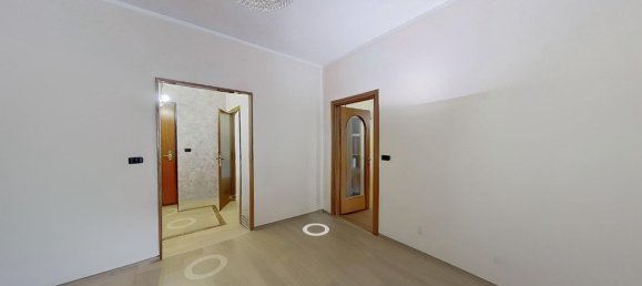 3 rooms Apartment in Turin, Italy No. 10494 7