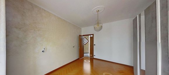 3 rooms Apartment in Turin, Italy No. 10494 9