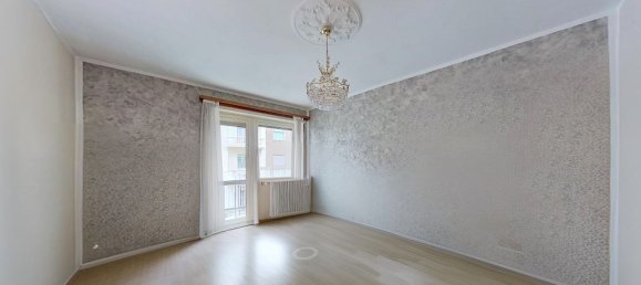 3 rooms Apartment in Turin, Italy No. 10494 16