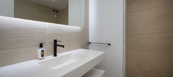 Dúplex de 2 dormitorios en Marbella, Spain No. 44611 14