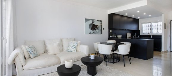 Dúplex de 2 dormitorios en Marbella, Spain No. 44611 8