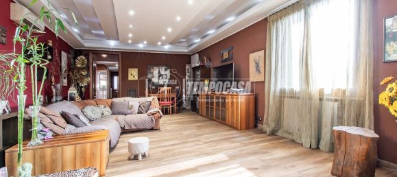 5غرفة فيلا في Cesate, Italy رقم 89641 32