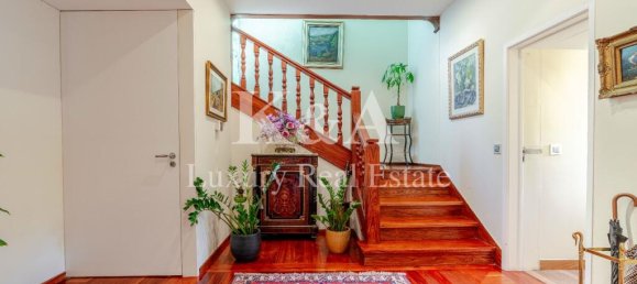 6 bedrooms Villa in Porto, Portugal No. 247714 17