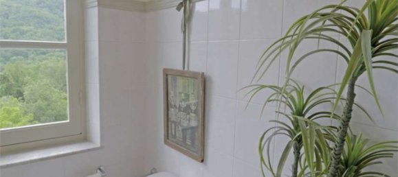 Casa de 15 divisões em Pontremoli, Italy N.º 200453 29