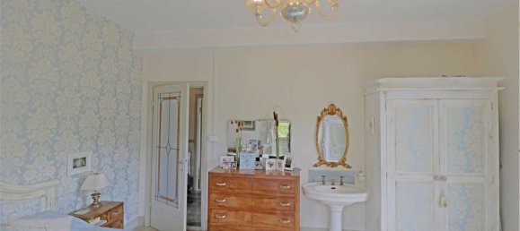 Casa de 15 divisões em Pontremoli, Italy N.º 200453 17