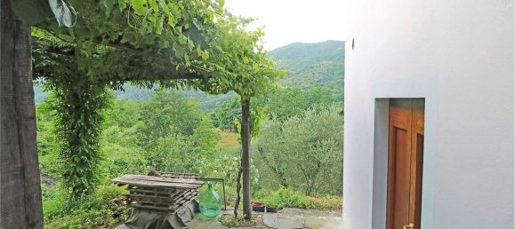 Casa de 15 divisões em Pontremoli, Italy N.º 200453 32