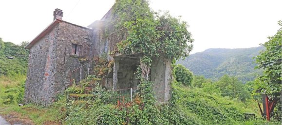 Casa de 15 divisões em Pontremoli, Italy N.º 200453 45