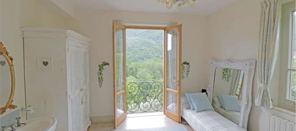 Casa de 15 divisões em Pontremoli, Italy N.º 200453 15