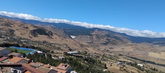 7 Schlafzimmer Doppelhaus in Troina, Italy, Nr. 379648 4