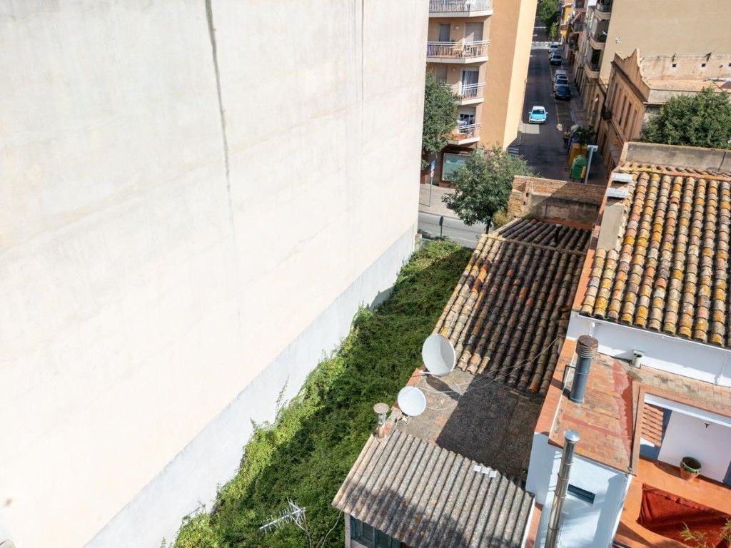 Grundstück in Figueres, Spain 558m², Nr. 193779