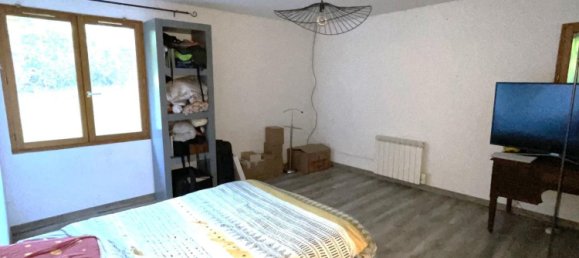 3 bedrooms House in Vierzon, France No. 236741 8