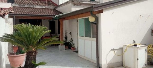 3 rooms Apartment in Barcellona Pozzo di Gotto, Italy No. 37962 4