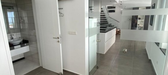 Villa 5+2 in Kargicak, Turkey No. 18005 6