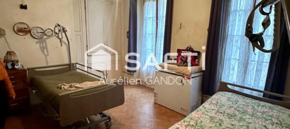 119m² Building in Joigny, France No. 204990 6