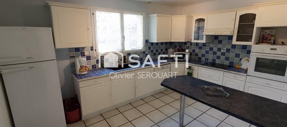 3 غرف نوم منزل في Saint-Quentin, France رقم 337274 4