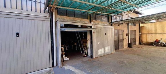 38m² Garage in Voghera, Italy No. 65621 2