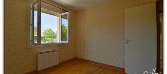 2 chambres Maison à Châteaumeillant, France No. 210436 9