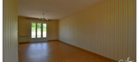 2 chambres Maison à Châteaumeillant, France No. 210436 6