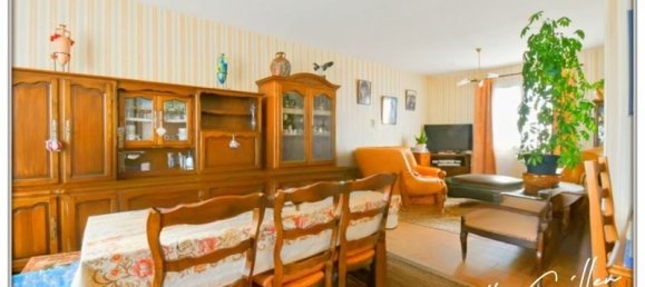 2 chambres Maison à Châteaumeillant, France No. 210436 17