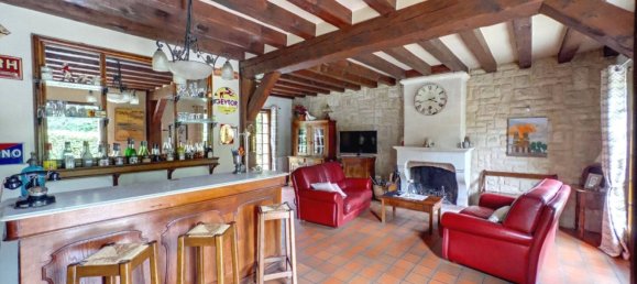 3 Schlafzimmer Haus in Luzarches, France, Nr. 330088 4