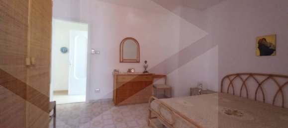 Apartamento de 3 habitaciónes en Rodi Garganico, Italy No. 22751 3