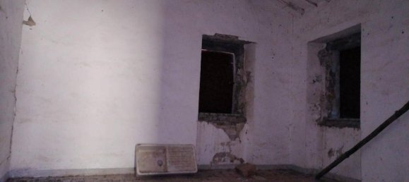 4 rooms House in Maiolo, Italy No. 162758 9