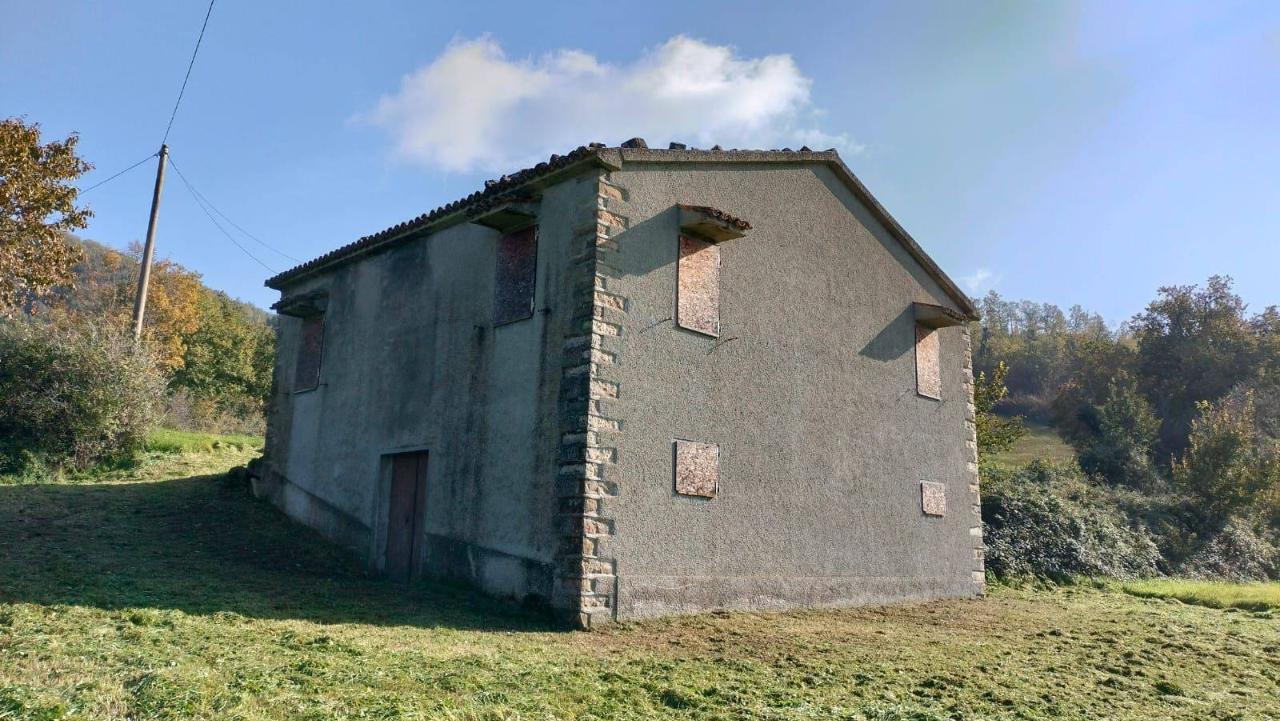 4 rooms House in Maiolo, Italy No. 162758