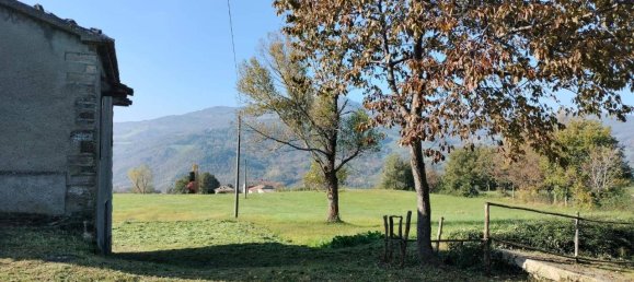 4 rooms House in Maiolo, Italy No. 162758 7