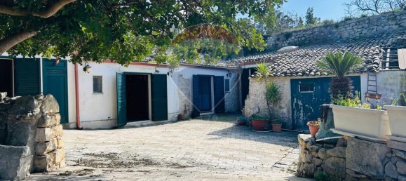 14غرفة فيلا في Chiaramonte Gulfi, Italy رقم 156139 35