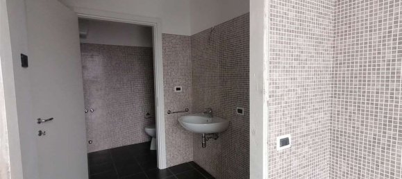 Escritório em Trento, Italy 150 m² N.º 175669 9