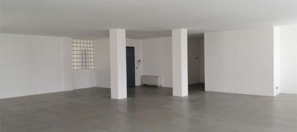 Escritório em Trento, Italy 150 m² N.º 175669 12