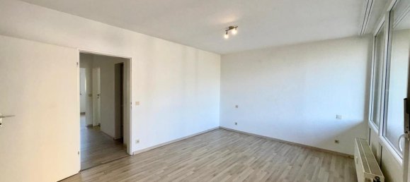 Apartamento de 3 dormitorios en Herford, Germany No. 368332 15