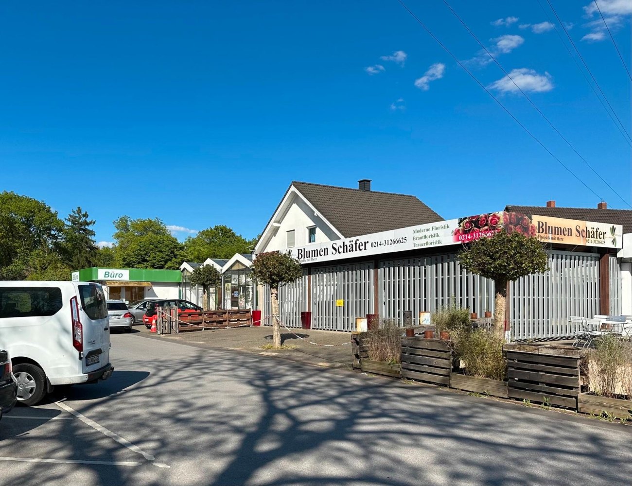 Коммерческая недвижимость 341м² в Леверкузен, Германия № 240689