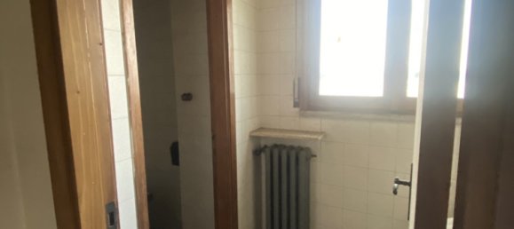 5-Zimmer Gewerbliche Immobilie in Casalgrande, Italy, Nr. 88552 12