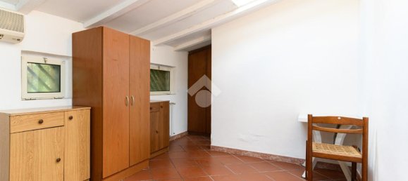 Студия в Рим, Италия № 156841 17