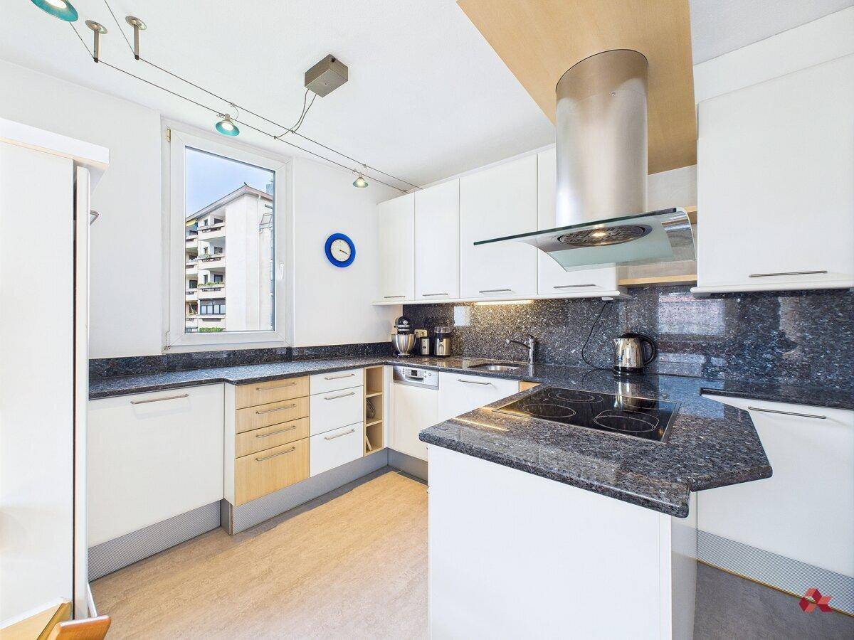 3 bedrooms Apartment in Innsbruck-Stadt, Austria No. 210783